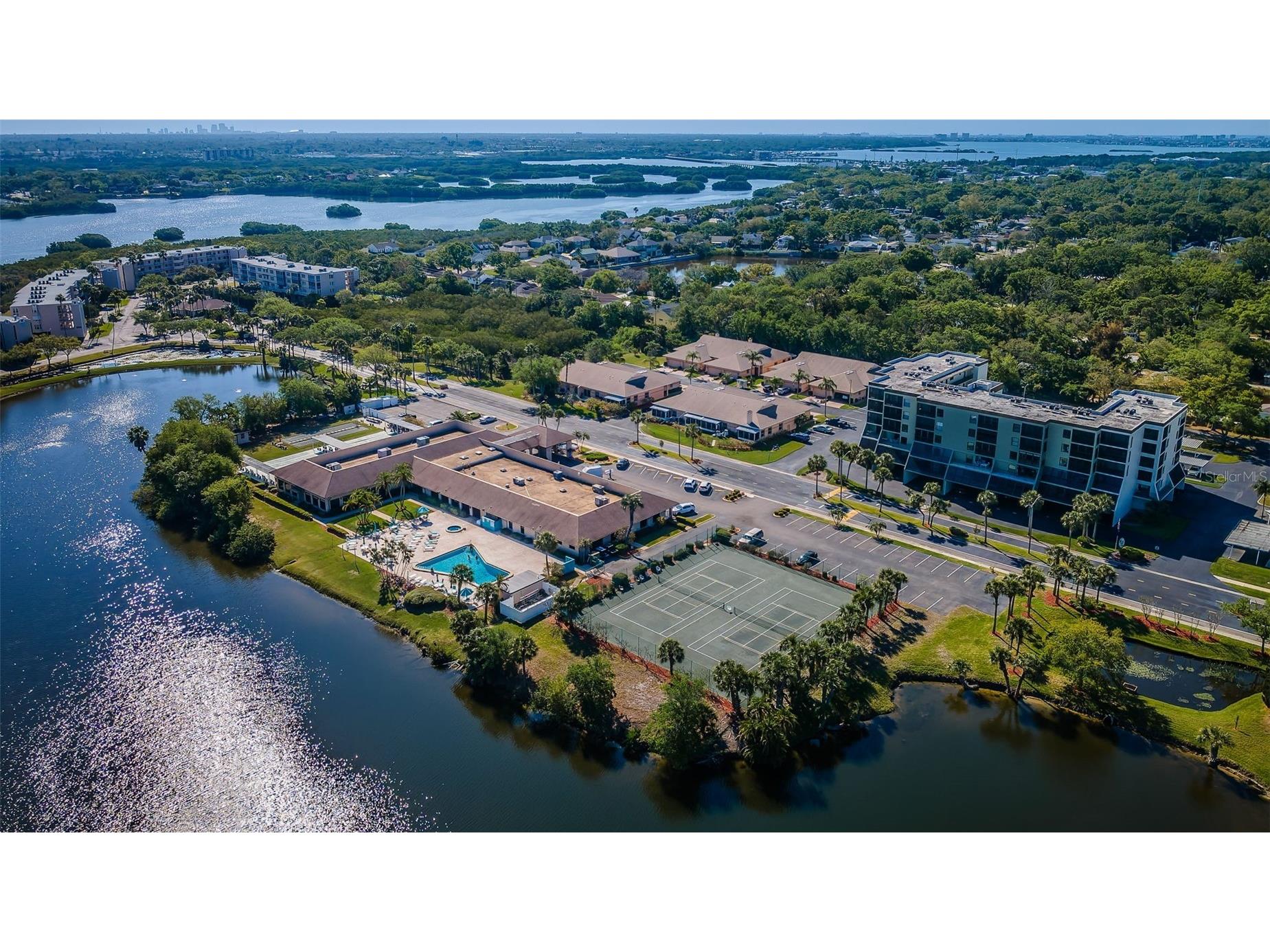 9860 62nd Terrace N #1025 Saint Petersburg FL 33708 TB8491615 image6