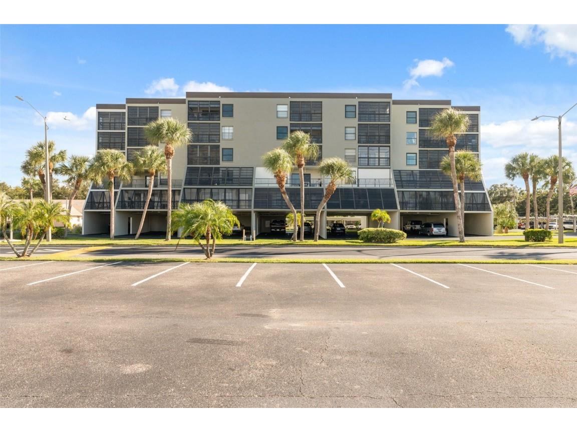 9860 62nd Terrace N #1036 Saint Petersburg FL 33708 - LONG BAYOU TB8432185 image4