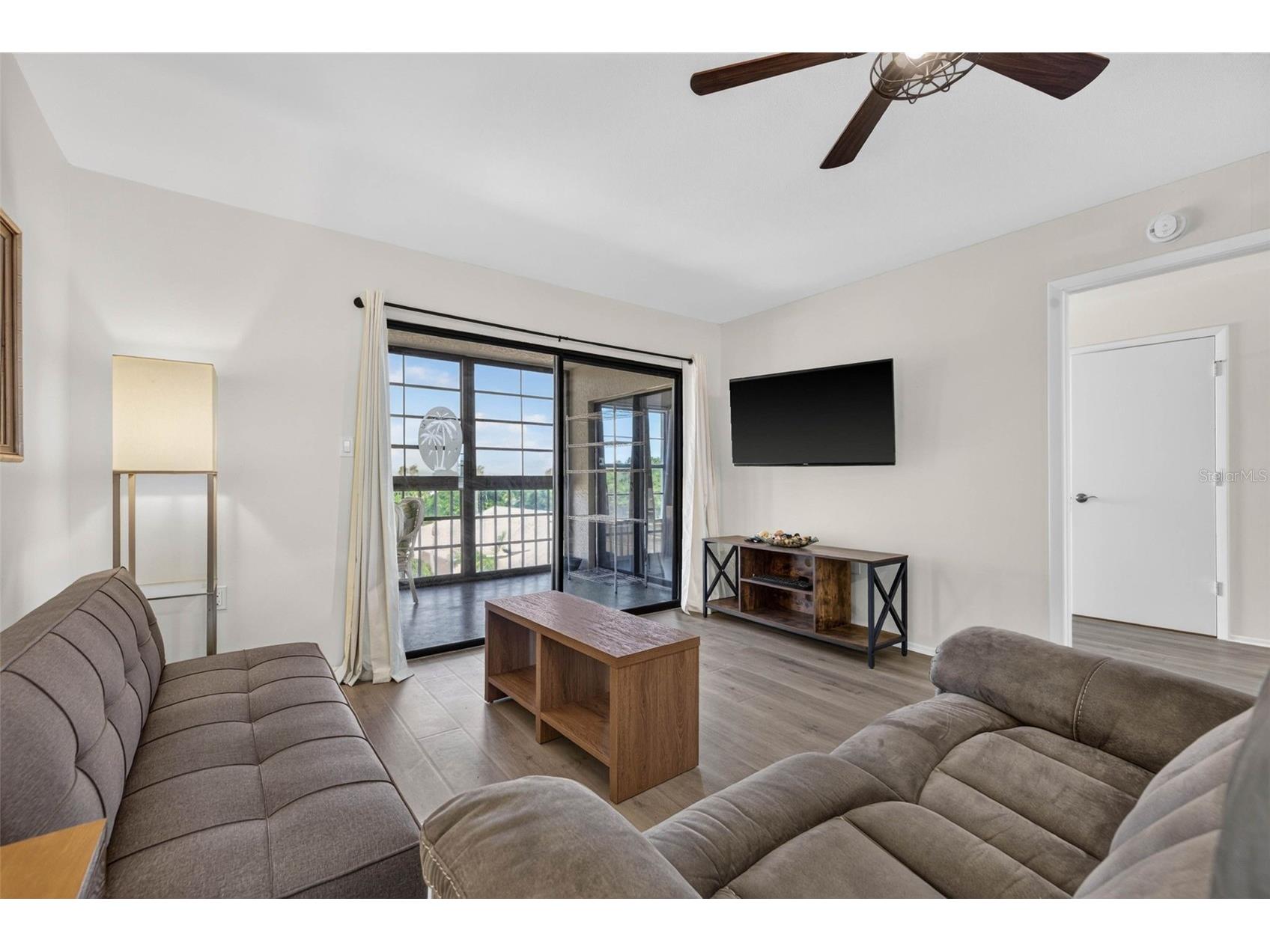 9860 62nd Terrace N #1048 Saint Petersburg FL 33708 TB8531854 image3