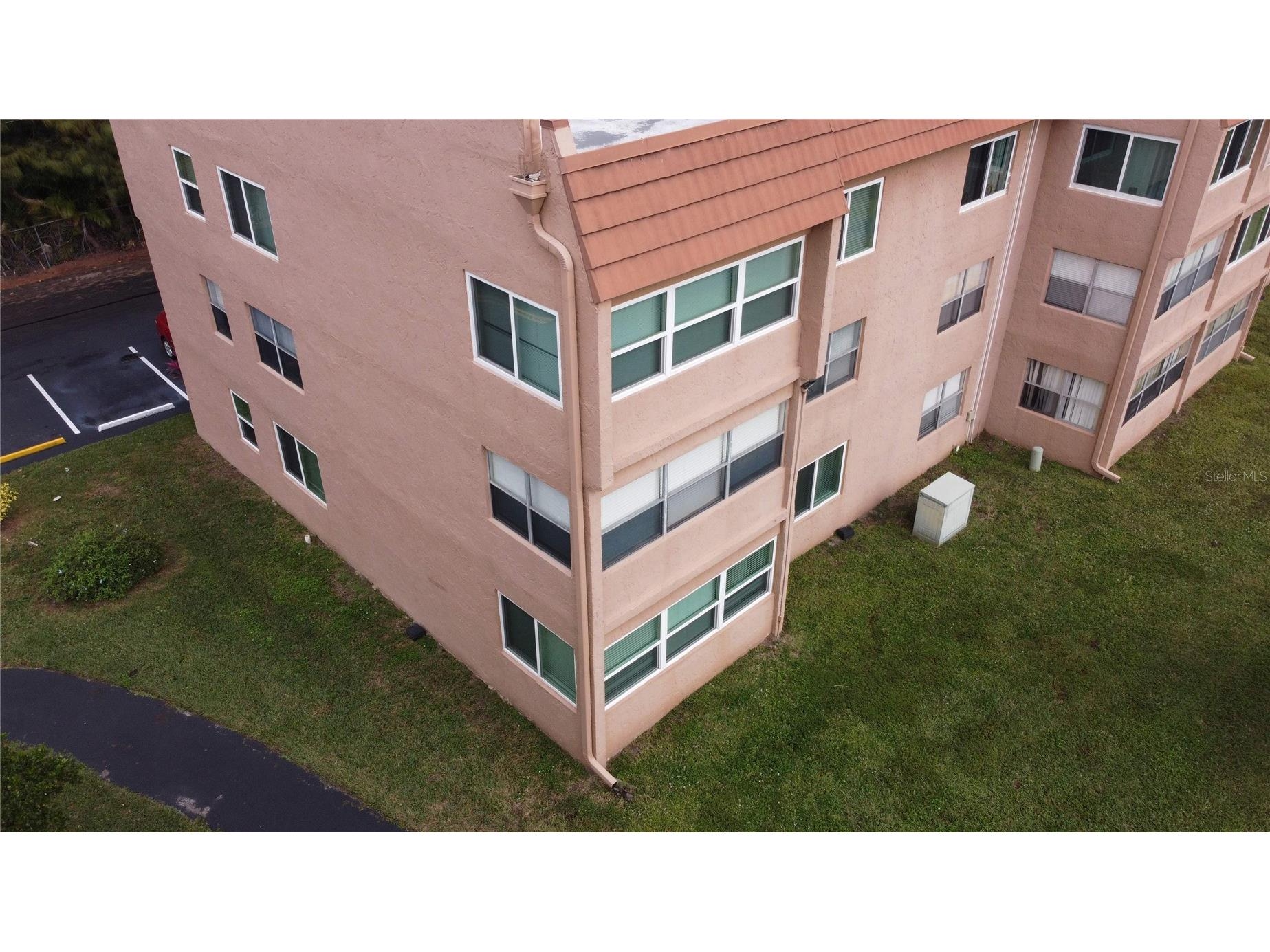 9861 Sunrise Lakes Blvd Sunrise Lakes Boulevard #310 Sunrise FL 33322 O6373879 image32