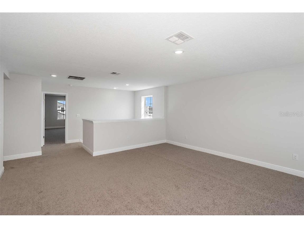 9862 Surrey Rose Drive San Antonio FL 33576 TB8457371 image17