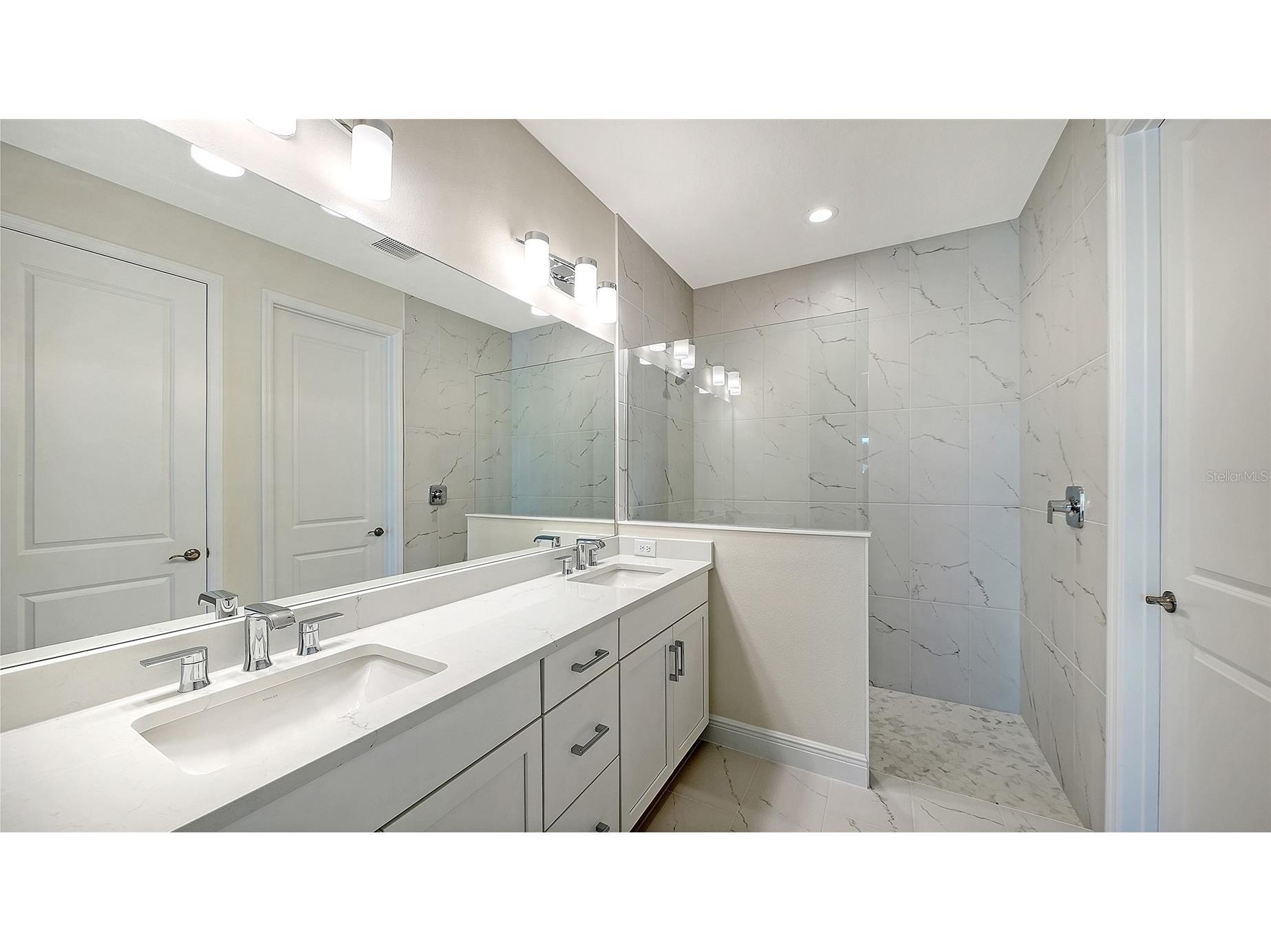 9866 Crystal Isles Circle Sarasota FL 34241 A4697094 image21