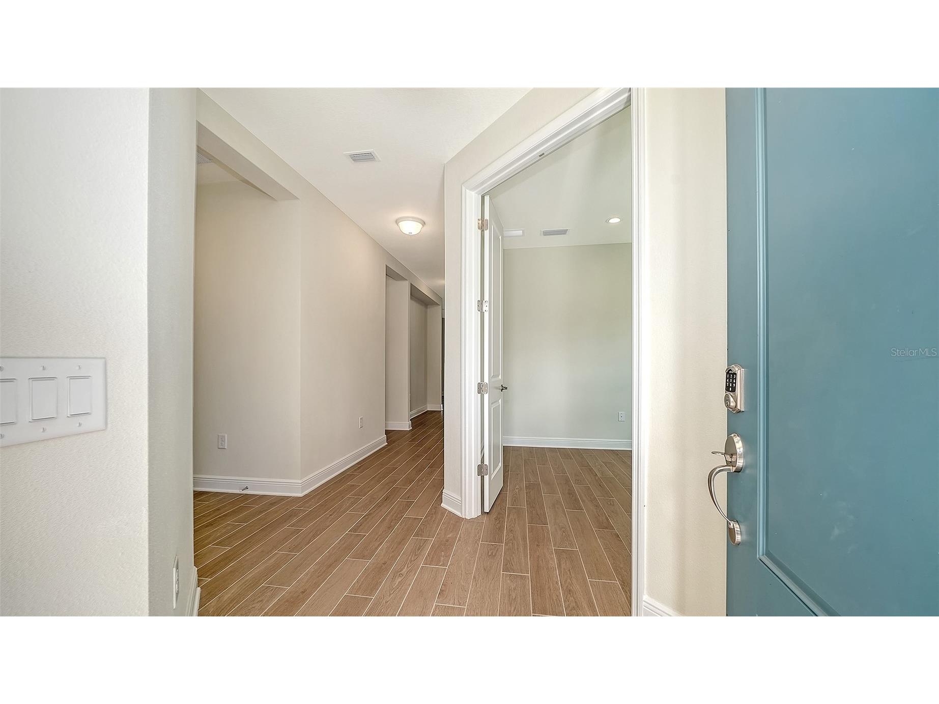 9866 Crystal Isles Circle Sarasota FL 34241 A4697094 image3