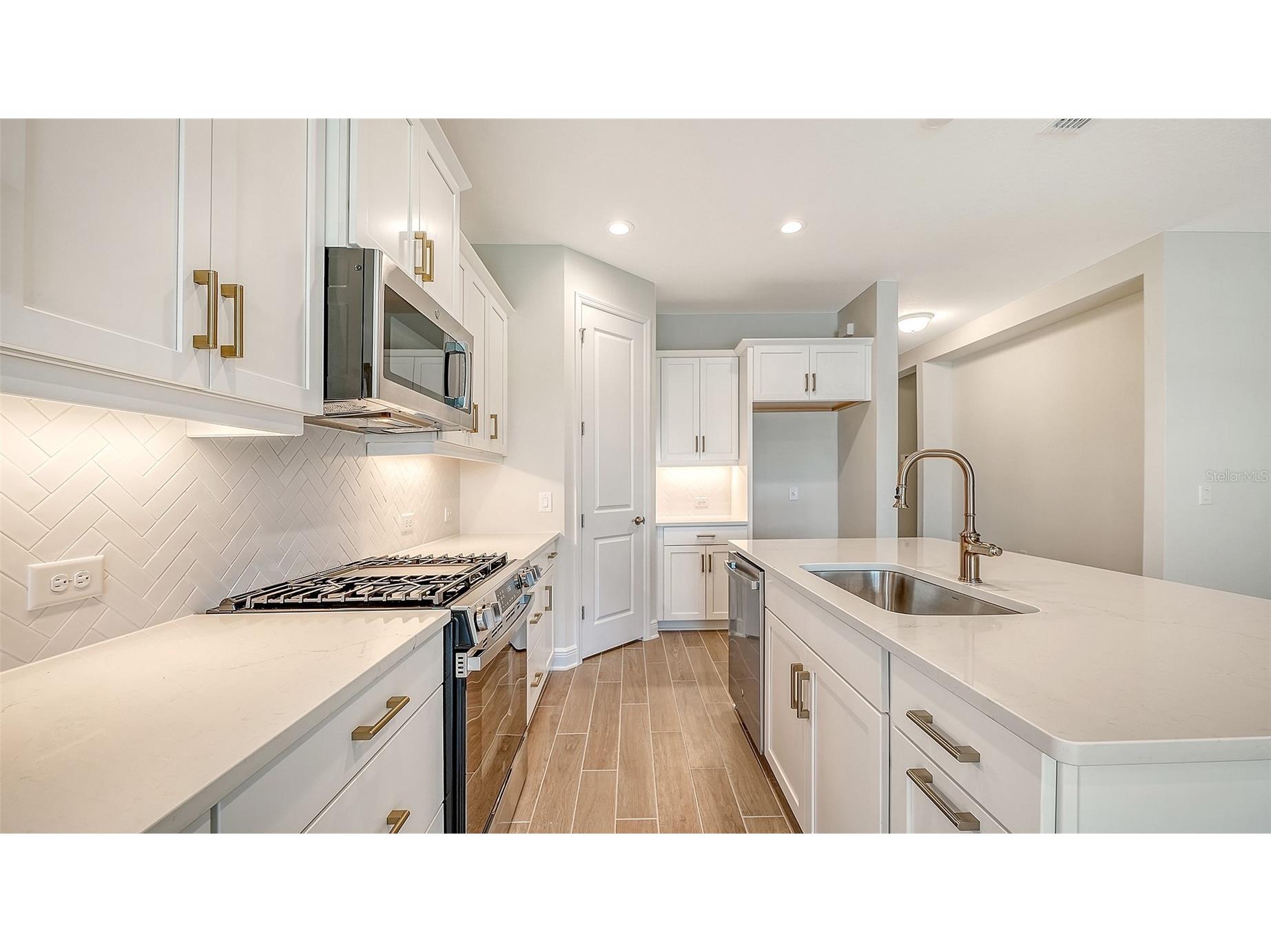 9866 Crystal Isles Circle Sarasota FL 34241 A4697094 image8