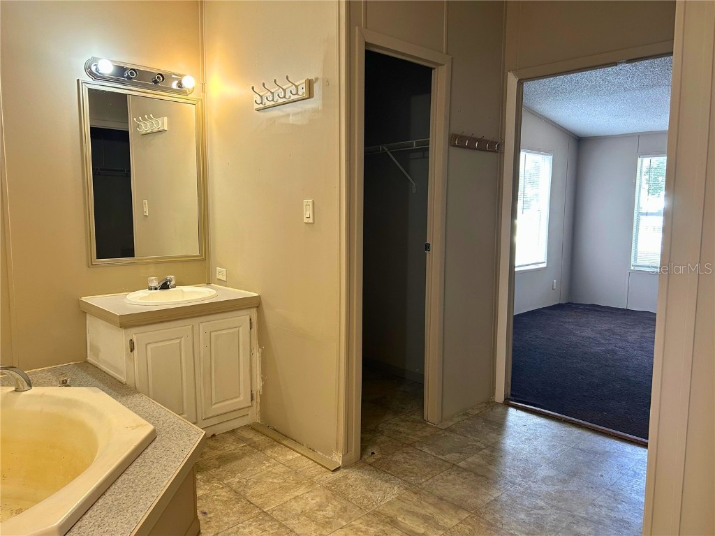 9867 Jerome Drive New Port Richey FL 34654 - LAKE JEROME W7881360 image10
