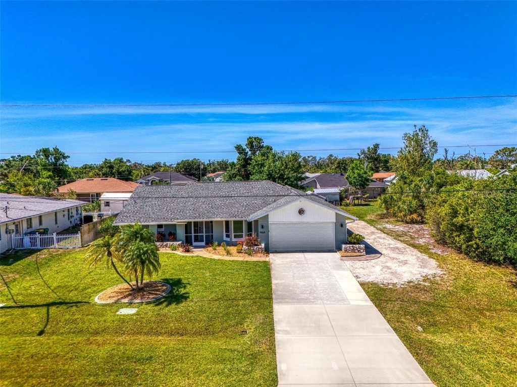 9869 Gulfstream Boulevard Englewood FL 34224 D6142405 image1