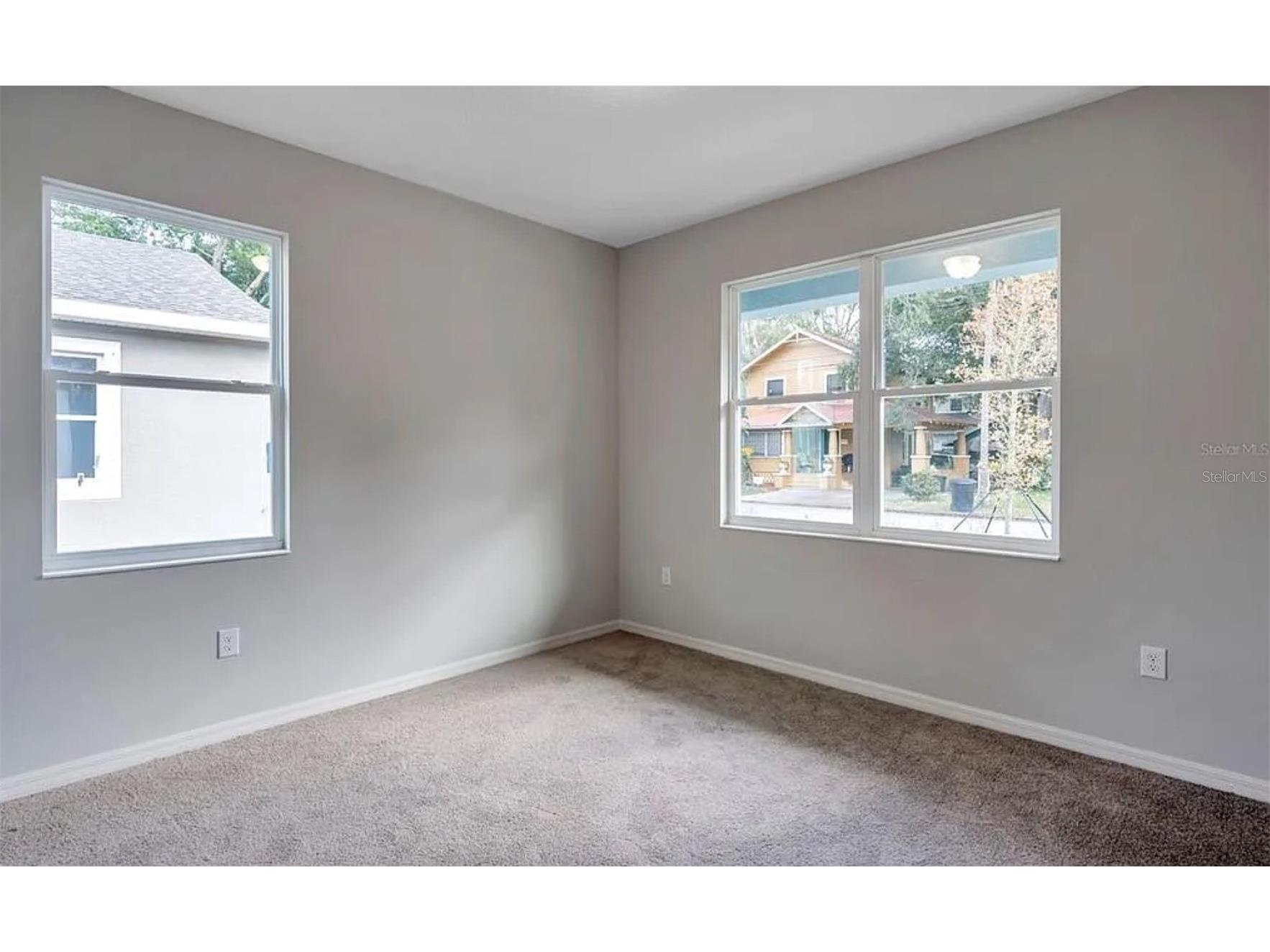 987 12th Avenue S Saint Petersburg FL 33705 TB8508501 image12