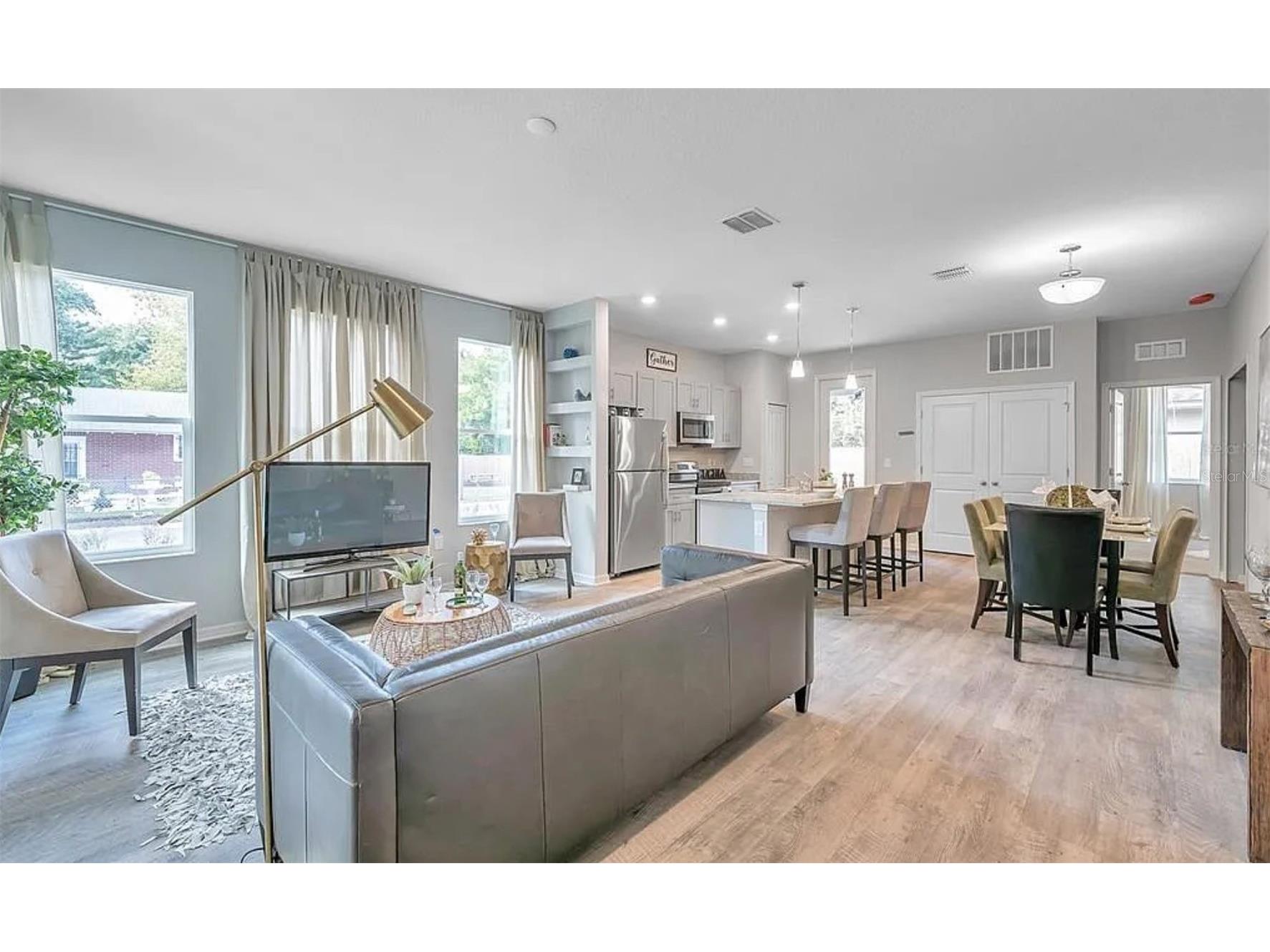 987 12th Avenue S Saint Petersburg FL 33705 TB8508501 image21