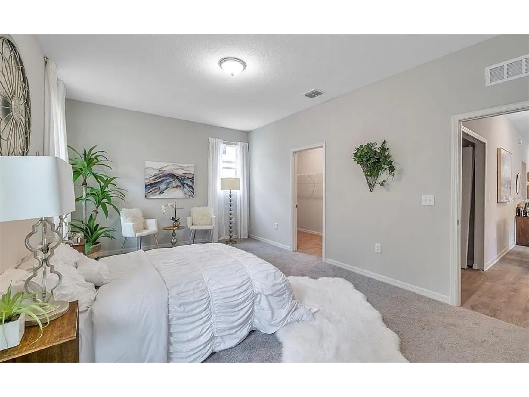 987 12th Avenue S Saint Petersburg FL 33705 TB8508501 image6