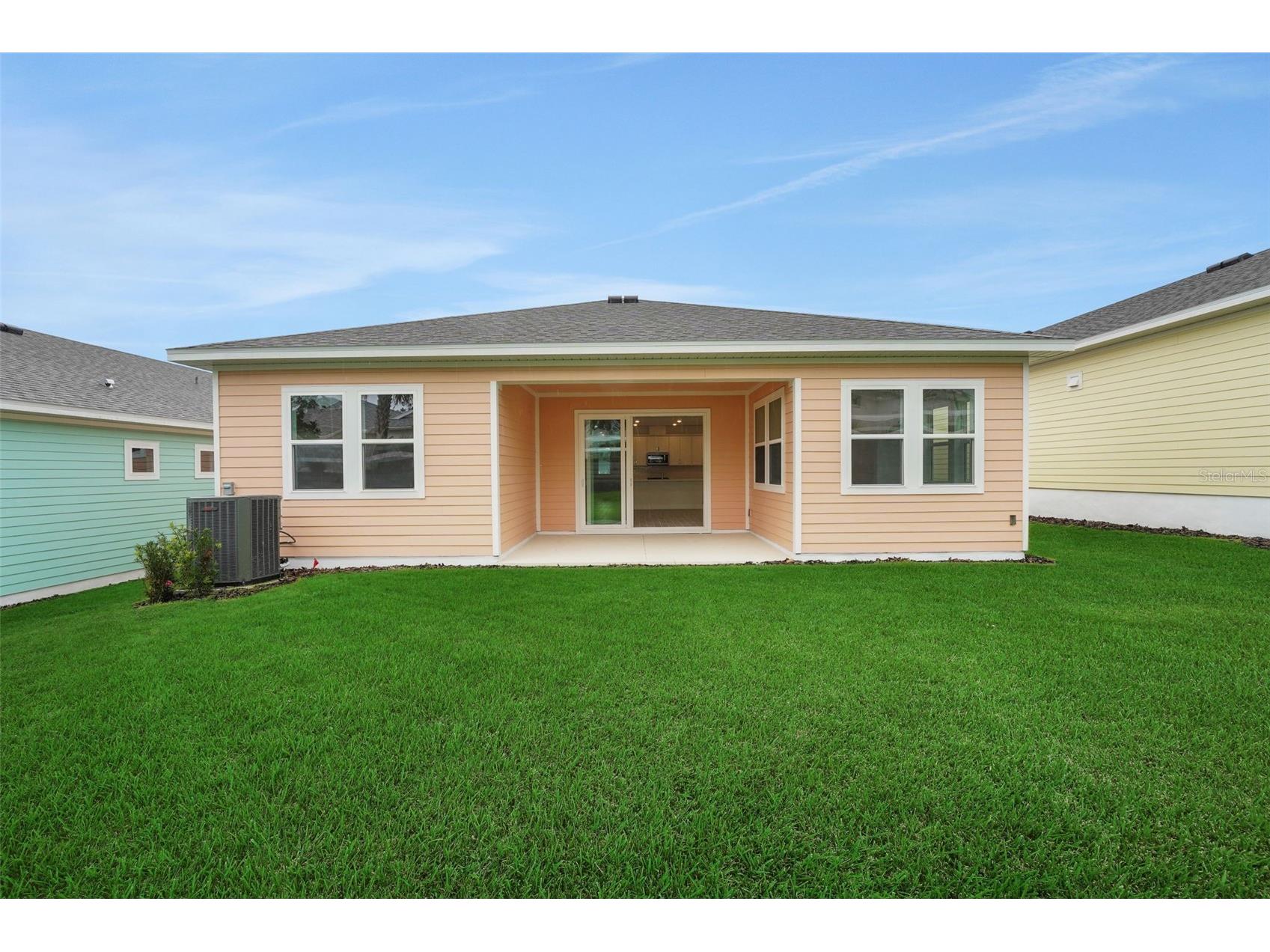 987 Fiesta Key Circle Lady Lake FL 32159 G5107190 image8
