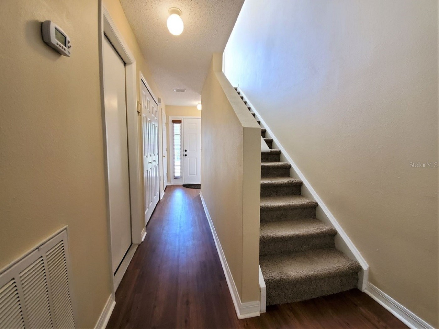 9870 Ashburn Lake Drive Tampa FL 33610 TB8513678 image9