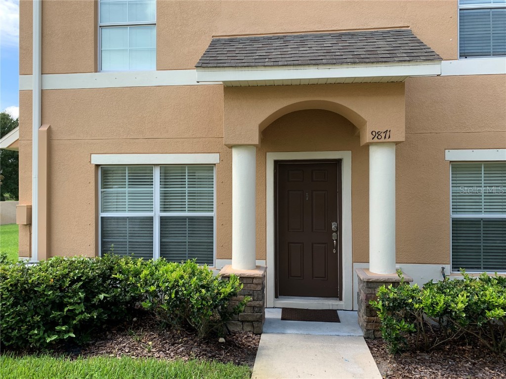 9871 Trumpet Vine Loop Trinity FL 34655 W7855512 image1