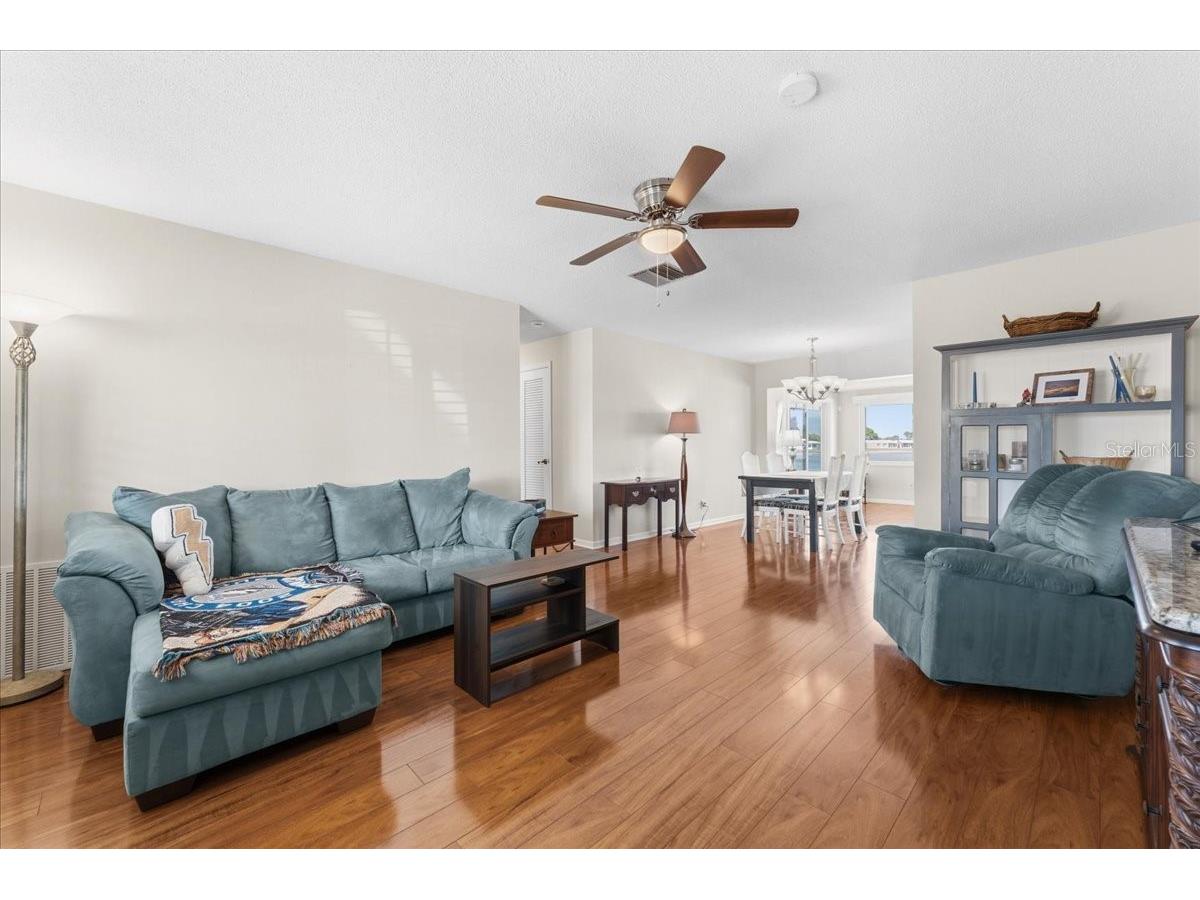 9875 Mainlands Boulevard W Pinellas Park FL 33782 TB8503437 image6
