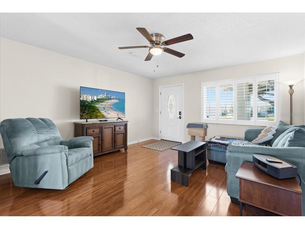 9875 Mainlands Boulevard W Pinellas Park FL 33782 TB8503437 image8