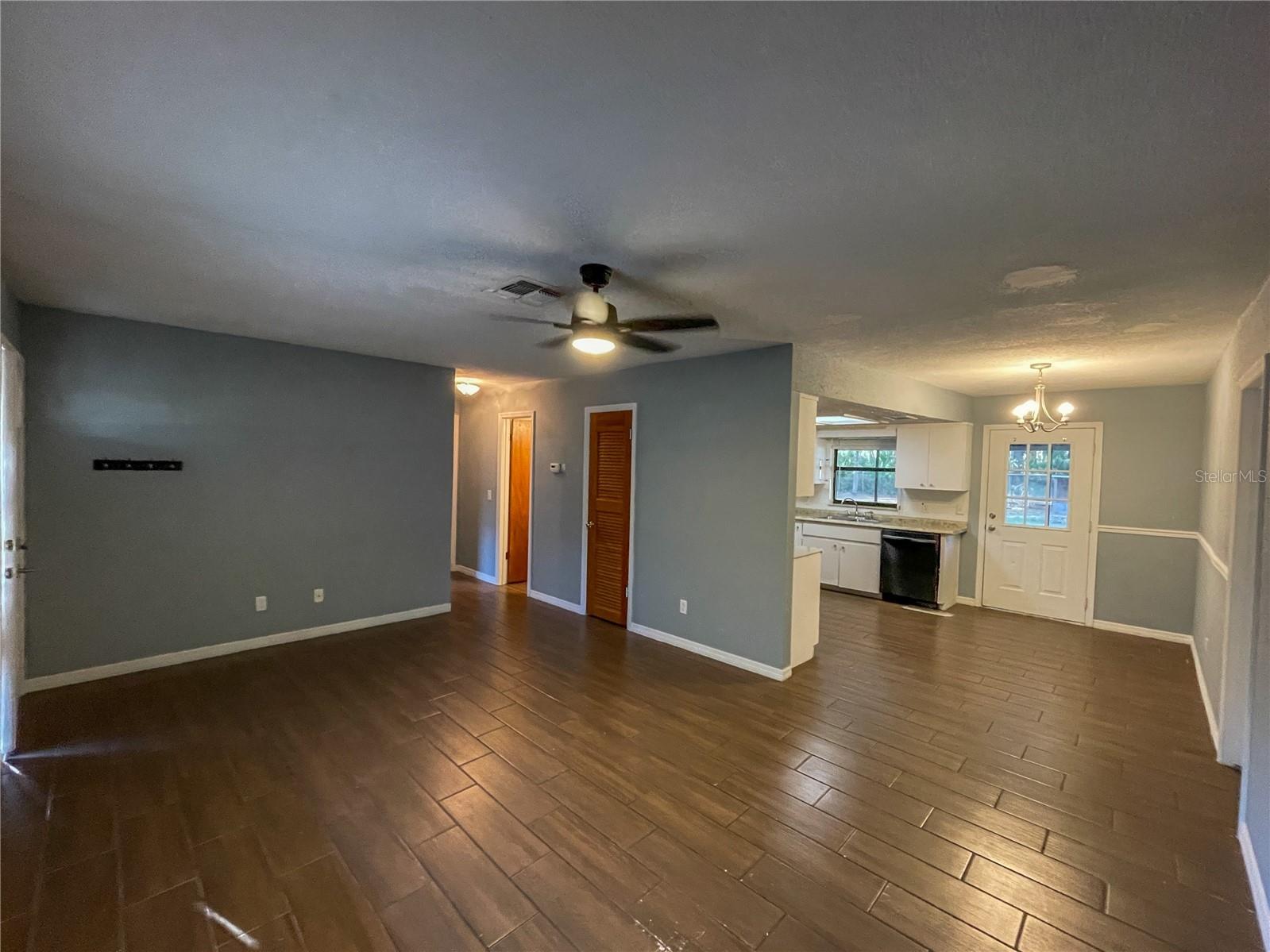 9875 W Orchard Street Crystal River FL 34428 OM718937 image3