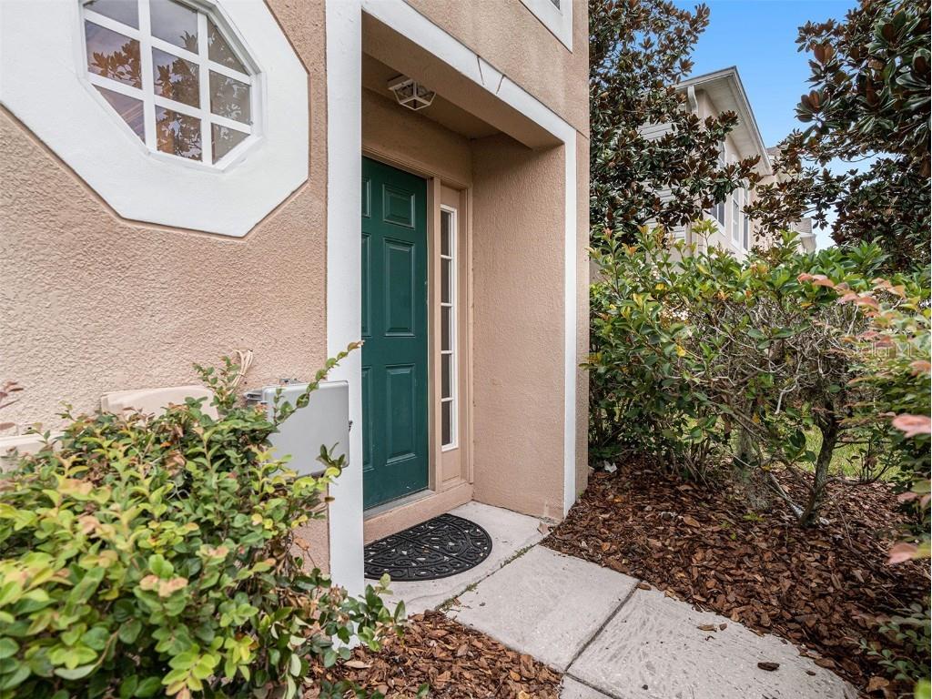 9876 Ashburn Lake Drive Tampa FL 33610 O6054522 image1