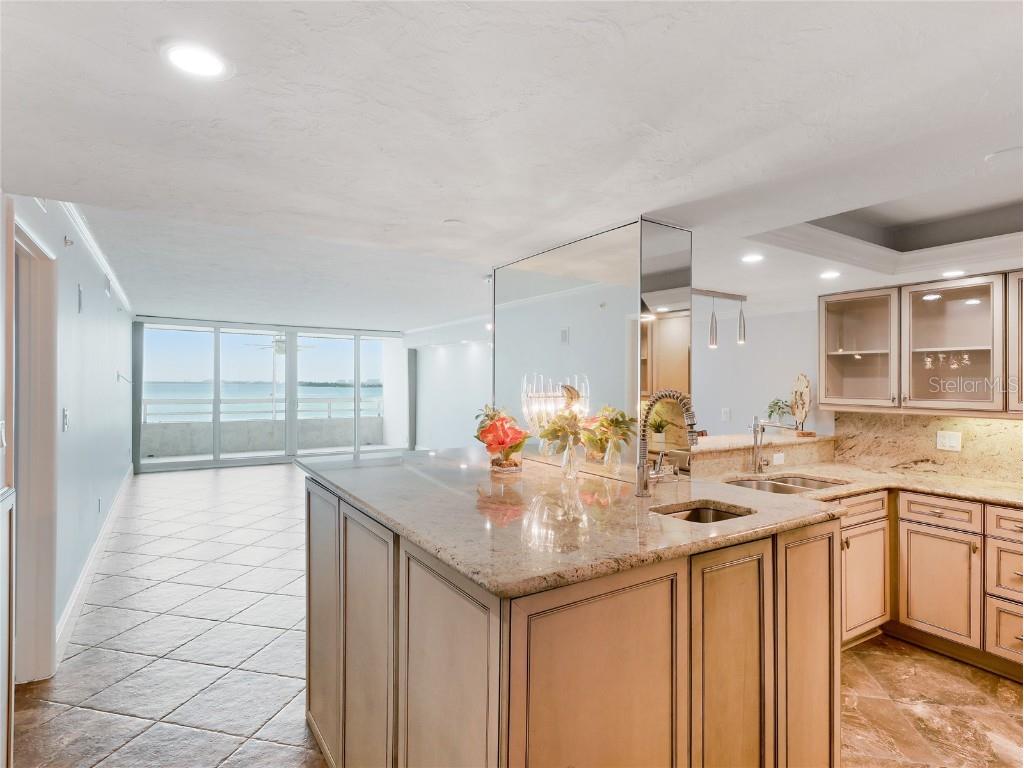 988 Blvd Of The Arts #1011 Sarasota FL 34236 - SARASOTA BAY A4669131 image8