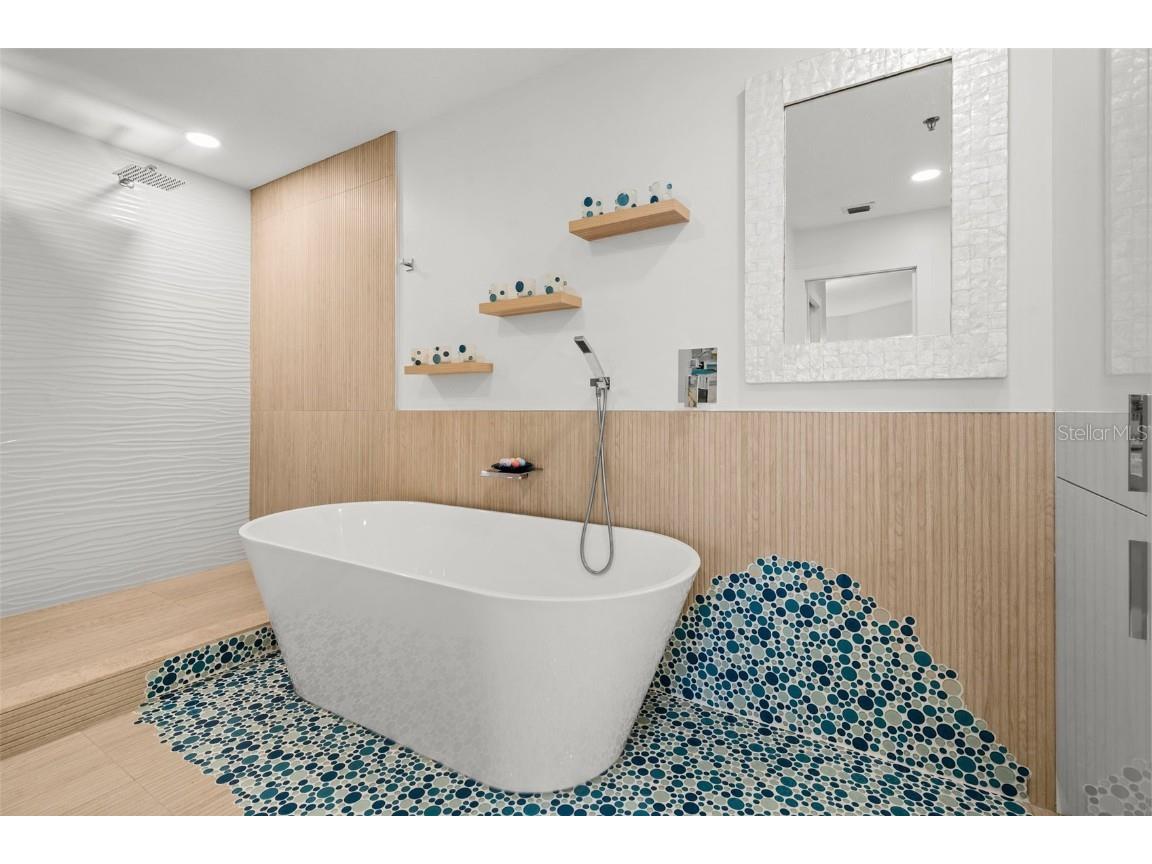 988 Blvd Of The Arts #109 Sarasota FL 34236 A4646515 image21