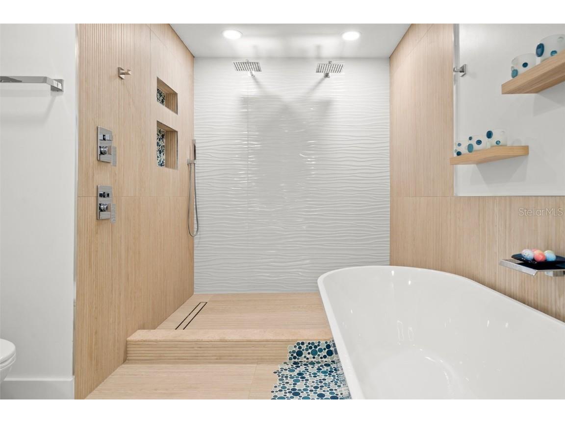 988 Blvd Of The Arts #109 Sarasota FL 34236 A4646515 image24