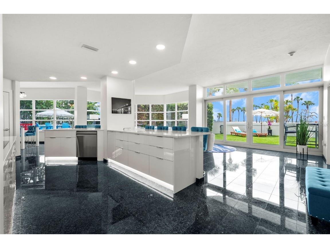 988 Blvd Of The Arts #109 Sarasota FL 34236 A4646515 image4