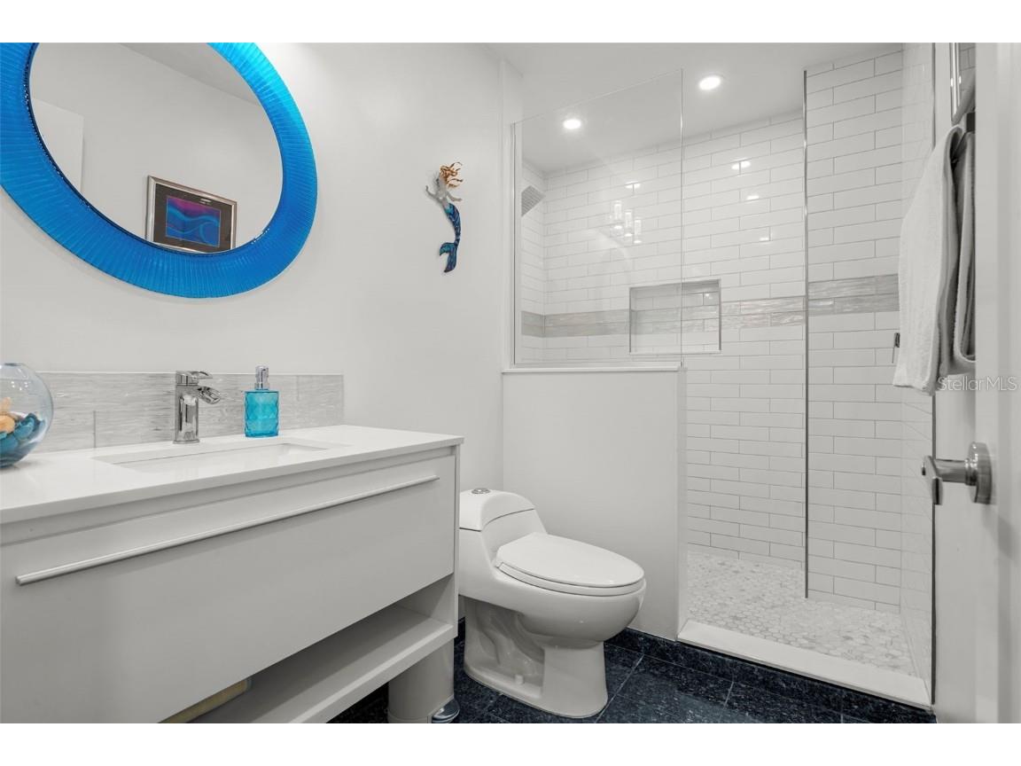 988 Blvd Of The Arts #109 Sarasota FL 34236 A4646515 image43