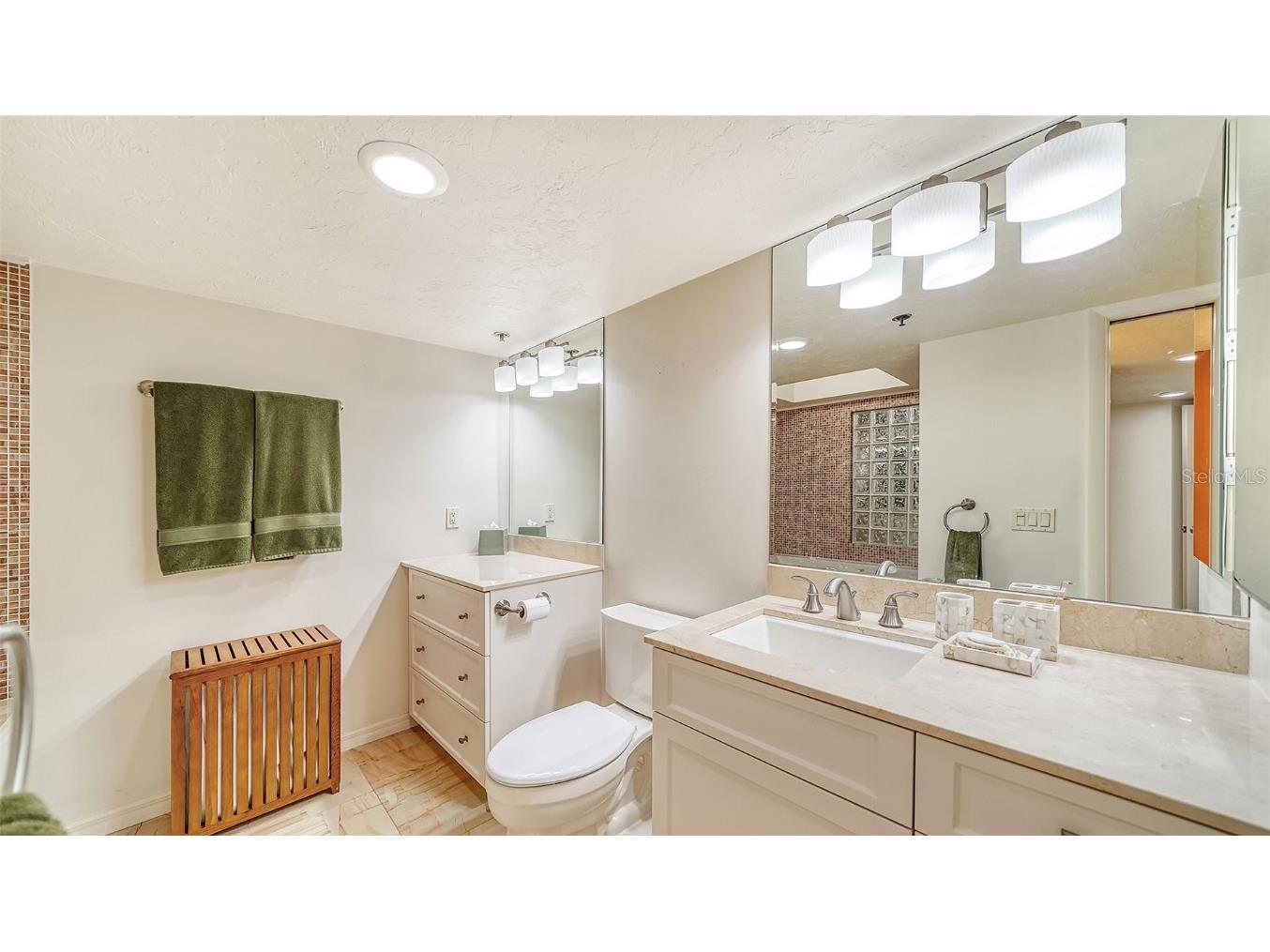 988 Blvd Of The Arts #1214 Sarasota FL 34236 - SARASOTA BAY A4674022 image23