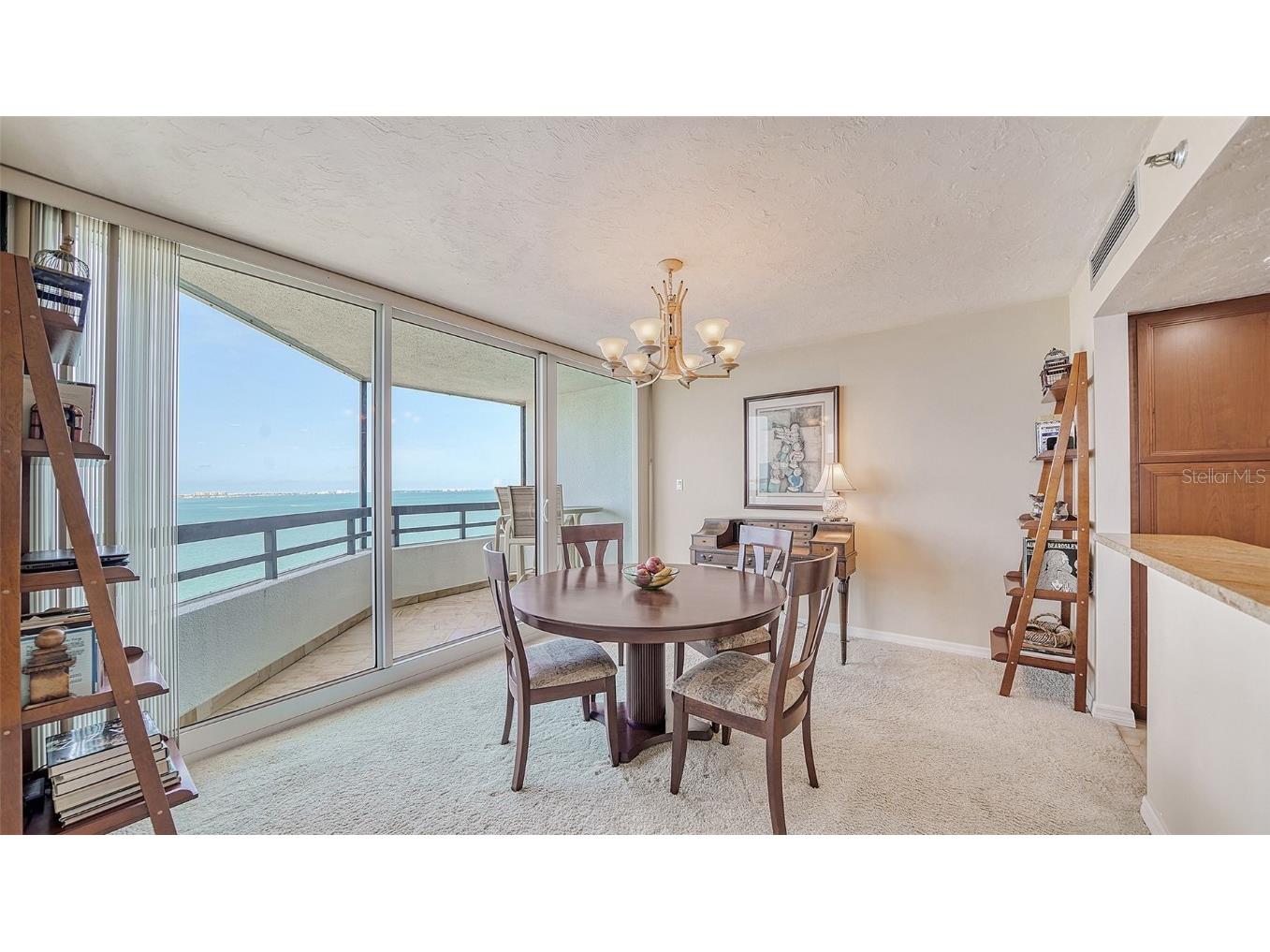 988 Blvd Of The Arts #1214 Sarasota FL 34236 - SARASOTA BAY A4674022 image6