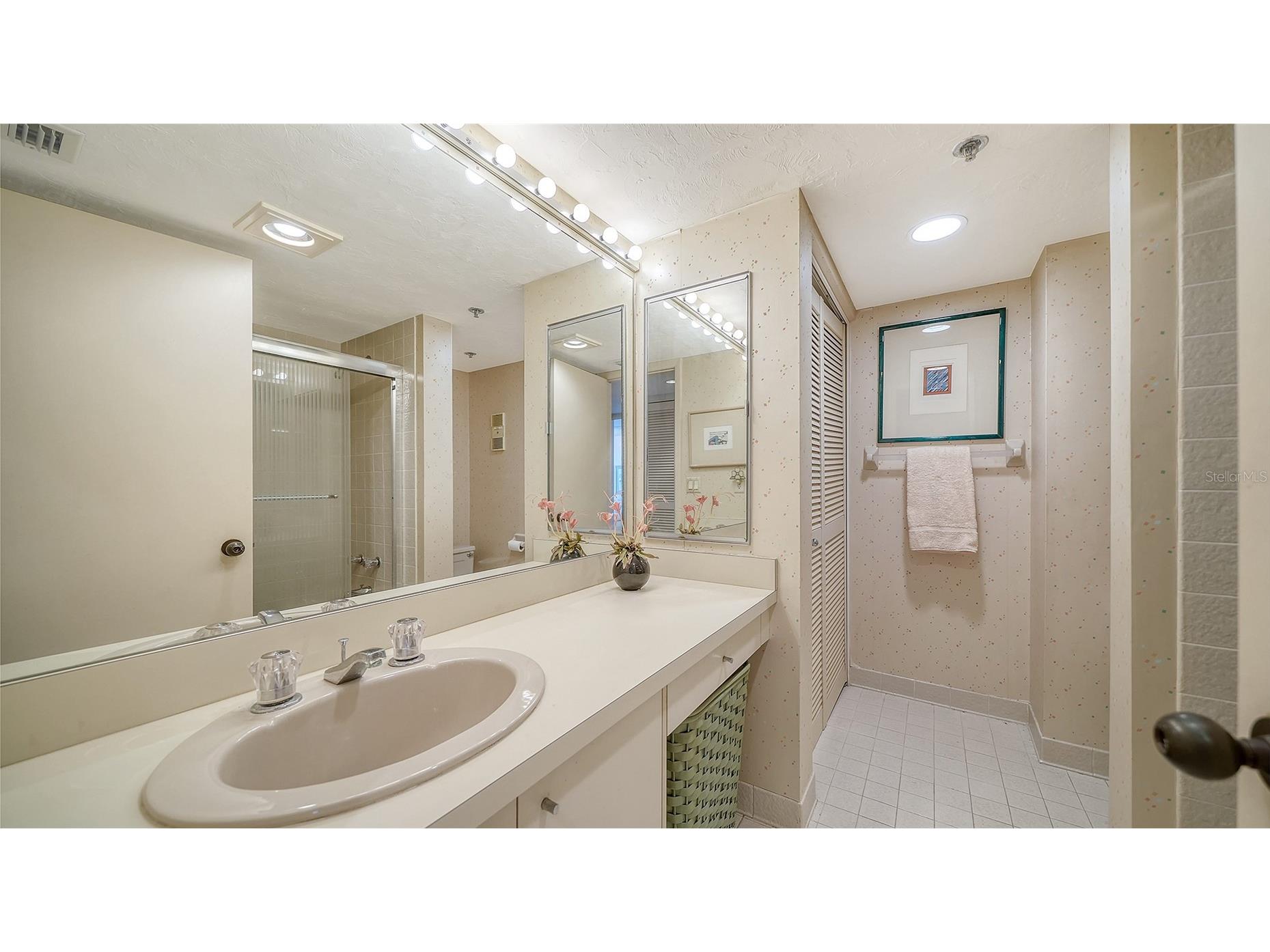 988 Blvd Of The Arts #1411 Sarasota FL 34236 A4686323 image18