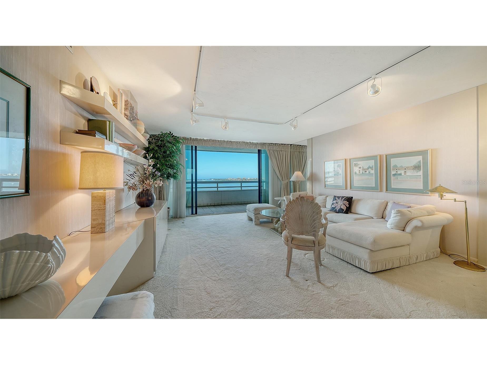 988 Blvd Of The Arts #1411 Sarasota FL 34236 A4686323 image4