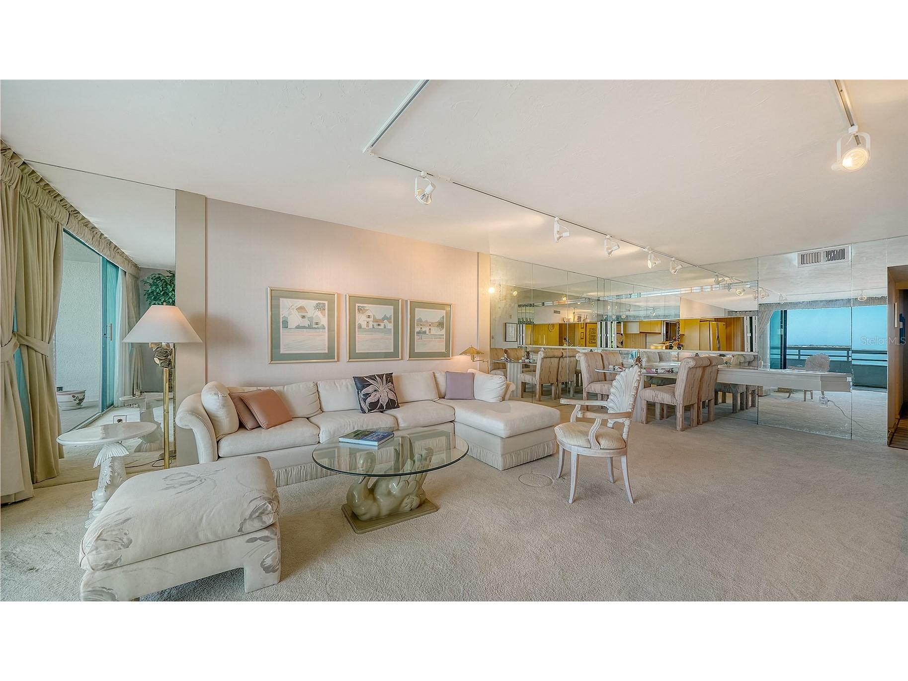 988 Blvd Of The Arts #1411 Sarasota FL 34236 A4686323 image6