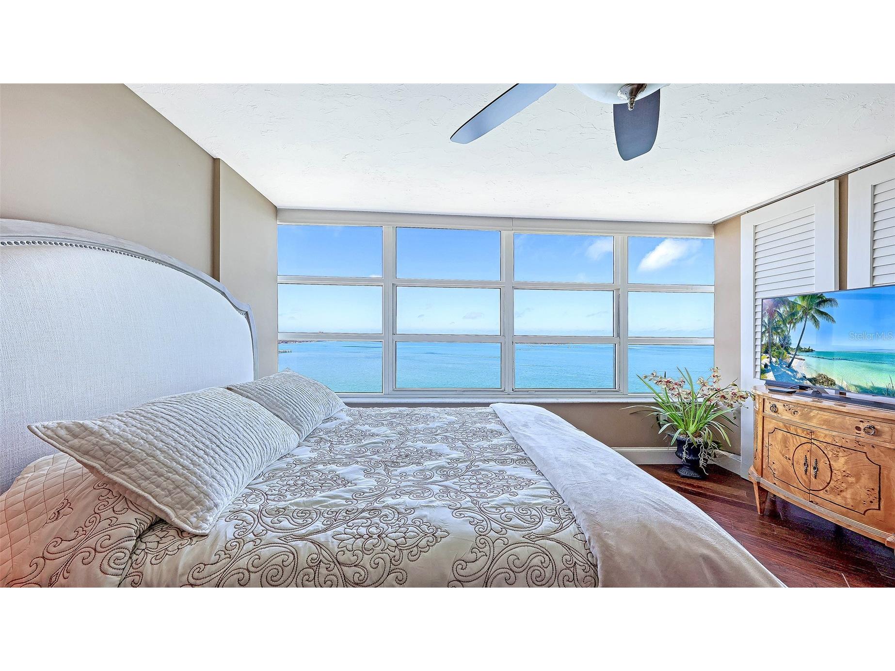 988 Blvd Of The Arts #1711 Sarasota FL 34236 - SARASOTA BAY A4692911 image4