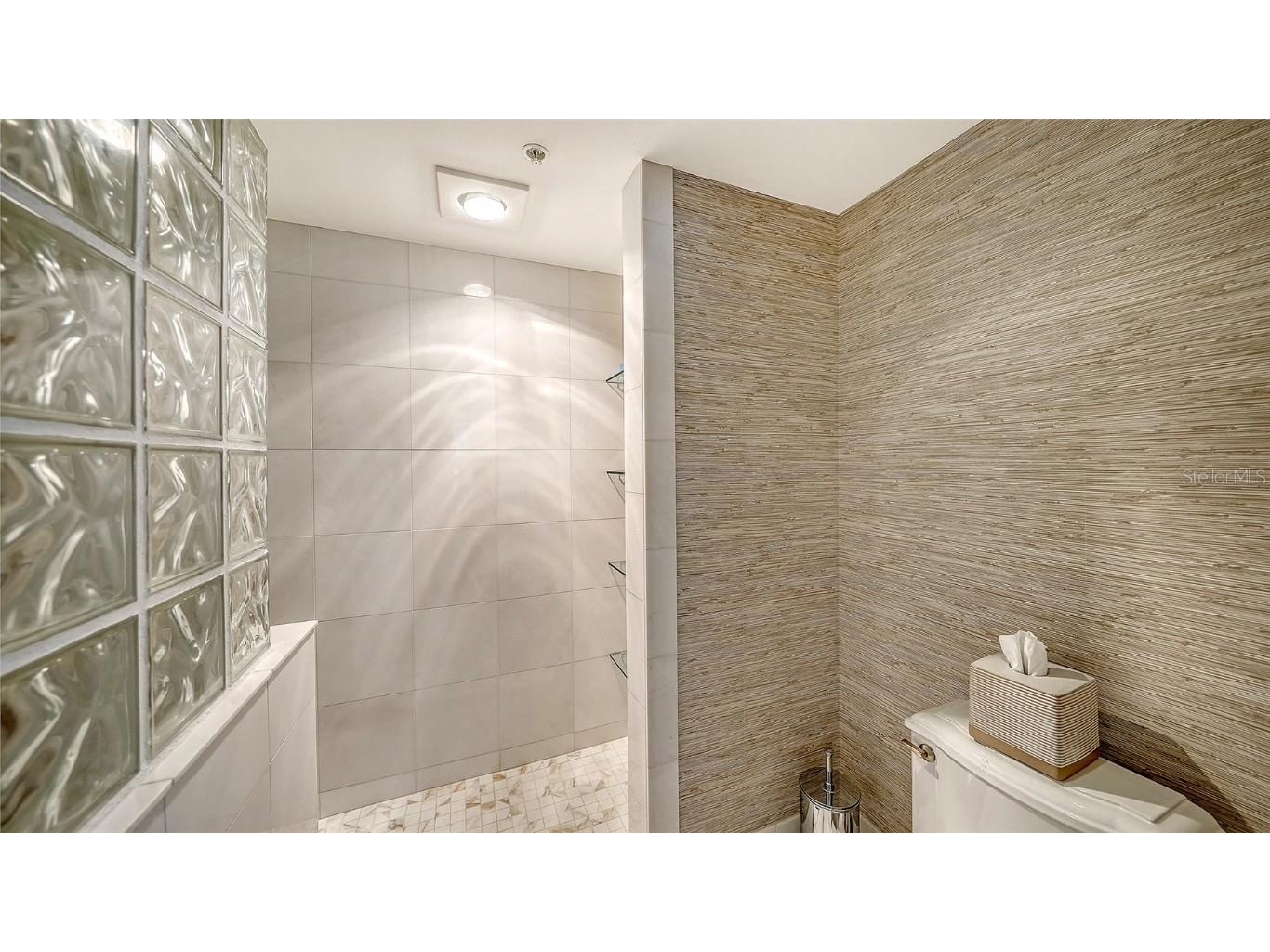 988 Boulevard Of The Arts #S1814 Sarasota FL 34236 - SARASOTA BAY A4670319 image40