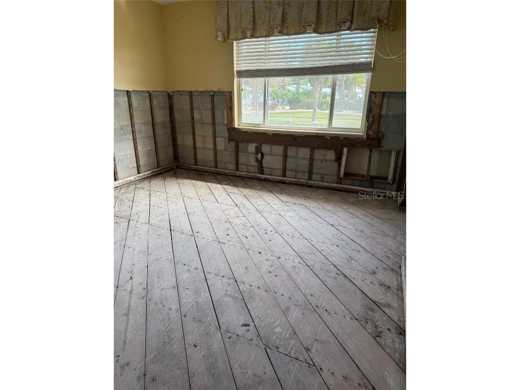 988 Bruce Avenue Clearwater Beach FL 33767 TB8330385 image11