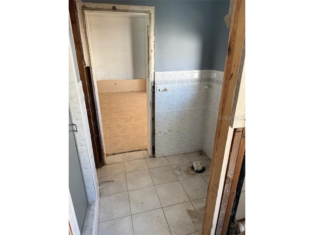 988 Bruce Avenue Clearwater Beach FL 33767 TB8330385 image15