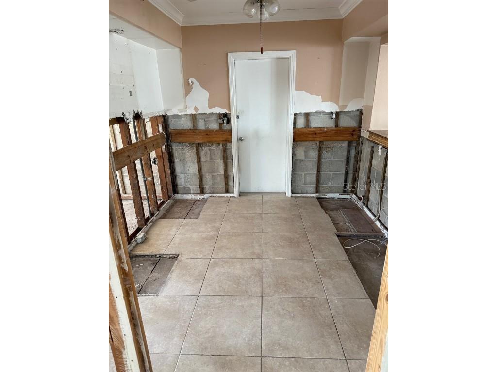 988 Bruce Avenue Clearwater Beach FL 33767 TB8330385 image16