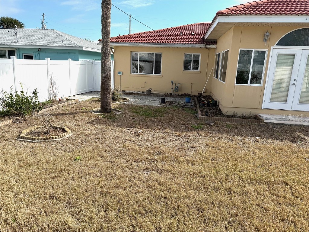 988 Bruce Avenue Clearwater Beach FL 33767 TB8330385 image3