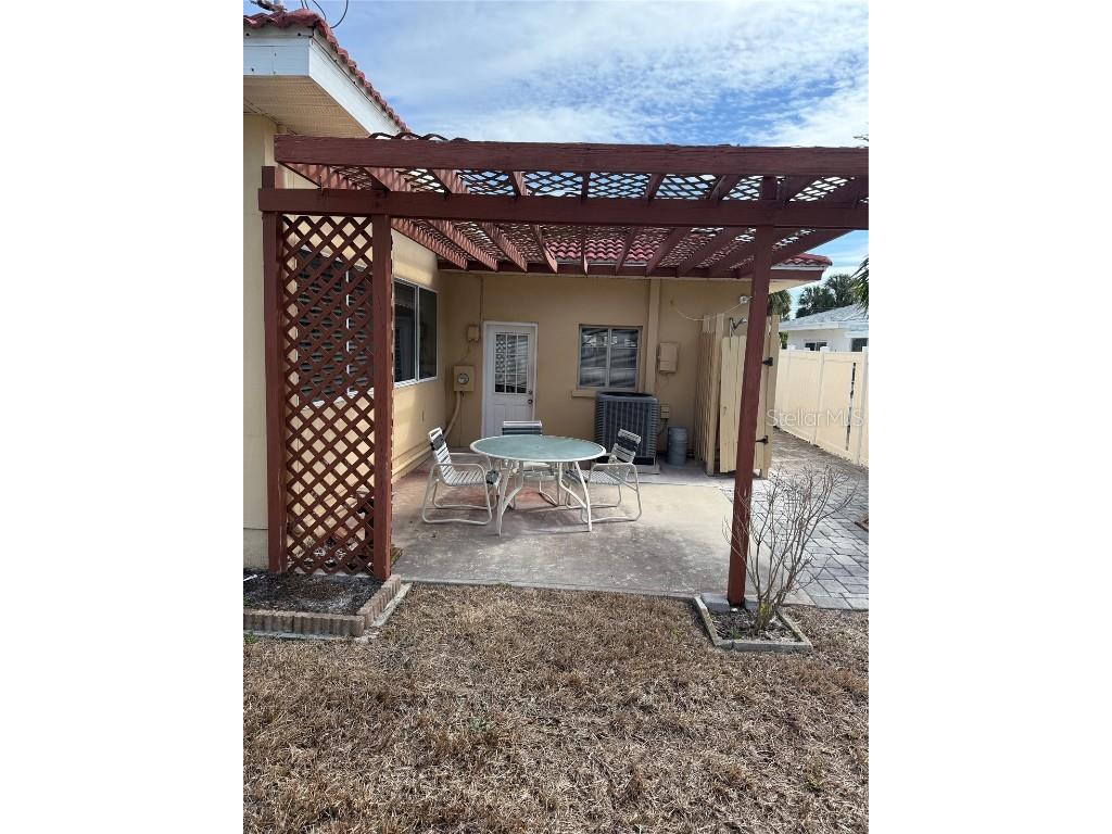 988 Bruce Avenue Clearwater Beach FL 33767 TB8330385 image7