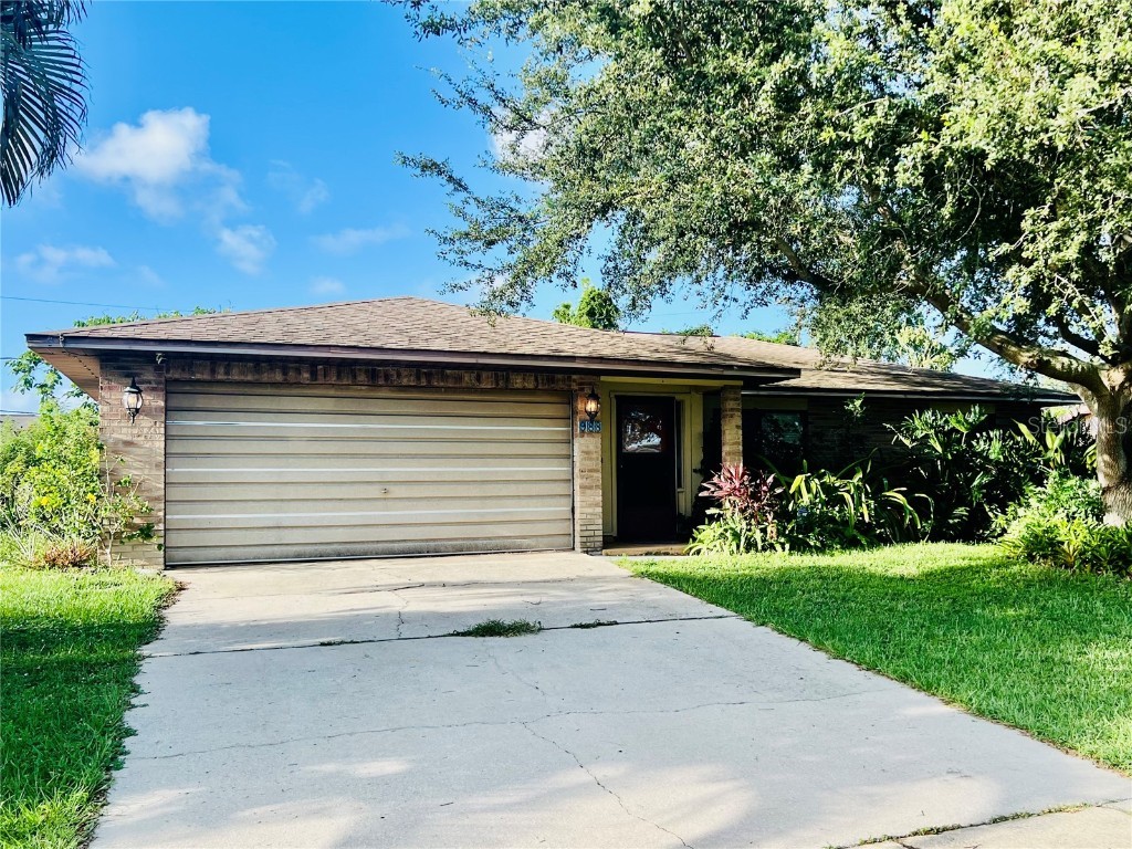 988 Elkcam Boulevard Cocoa FL 32927 G5104729 image1