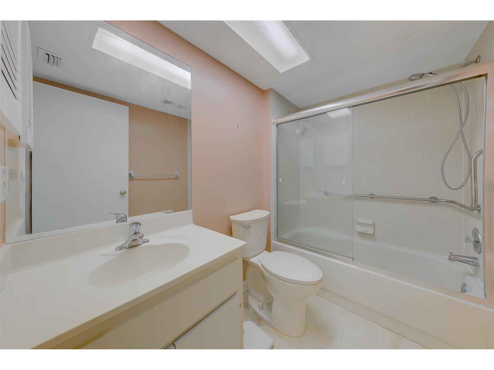 9881 113th Street #215 Seminole FL 33772 TB8499353 image29