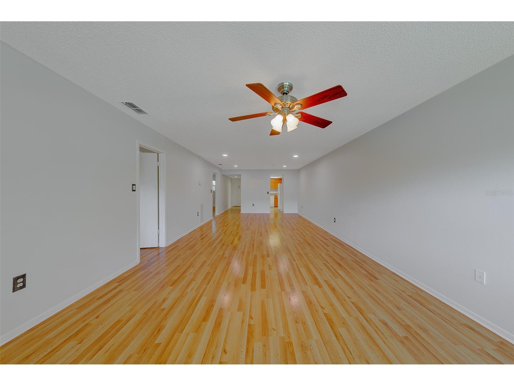 9881 113th Street #215 Seminole FL 33772 TB8499353 image9