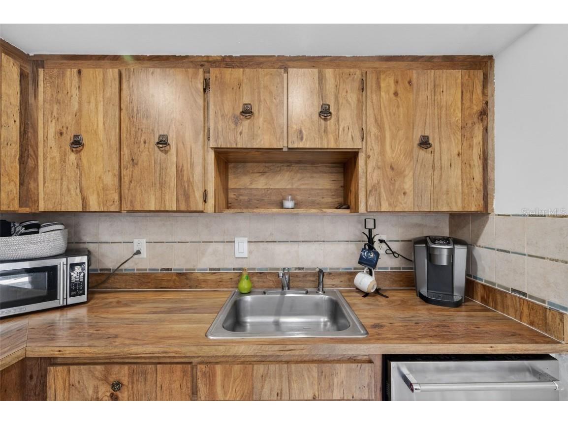 9883 88th Way Seminole FL 33777 TB8461123 image16