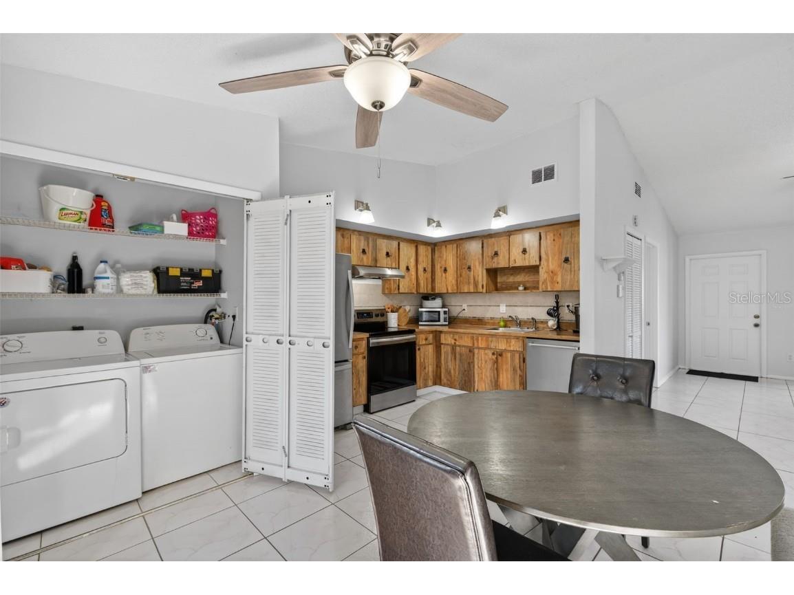 9883 88th Way Seminole FL 33777 TB8461123 image19