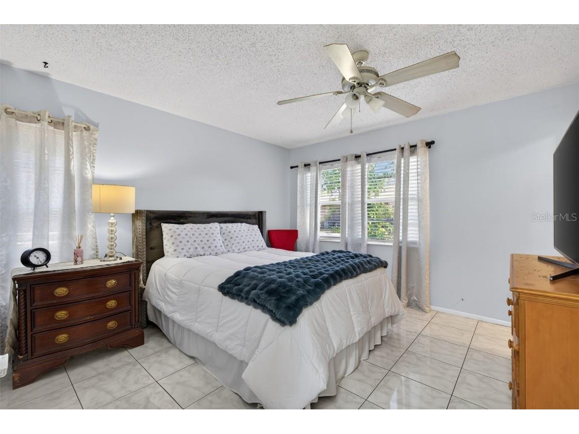 9883 88th Way Seminole FL 33777 TB8461123 image25