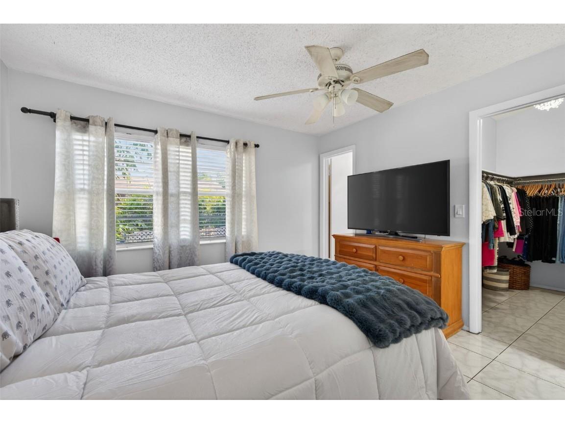 9883 88th Way Seminole FL 33777 TB8461123 image26