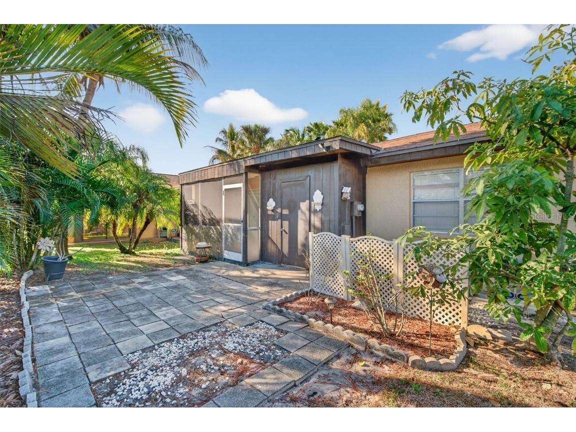 9883 88th Way Seminole FL 33777 TB8461123 image47