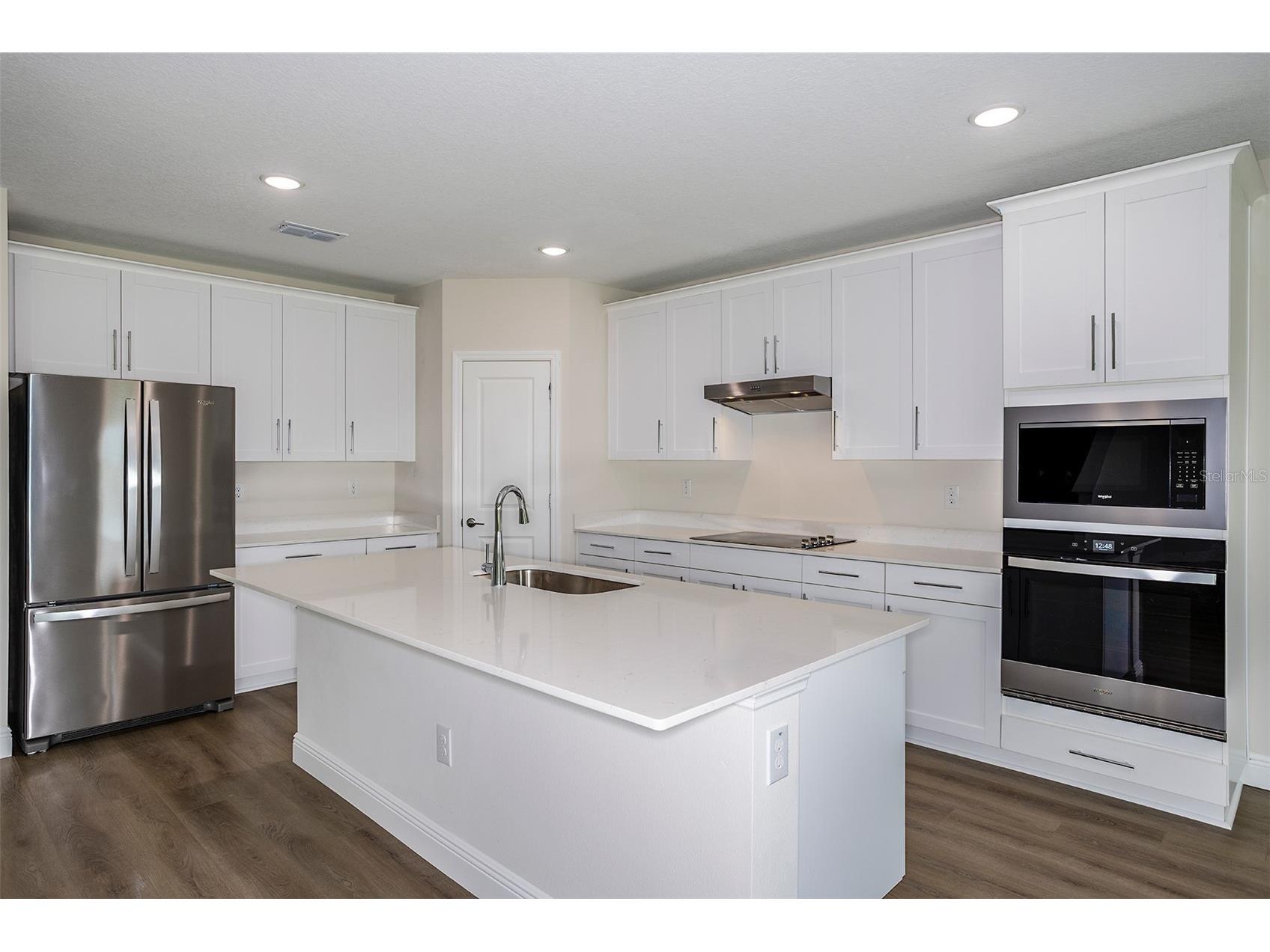 9886 Annunciation Drive Wesley Chapel FL 33545 TB8505493 image2