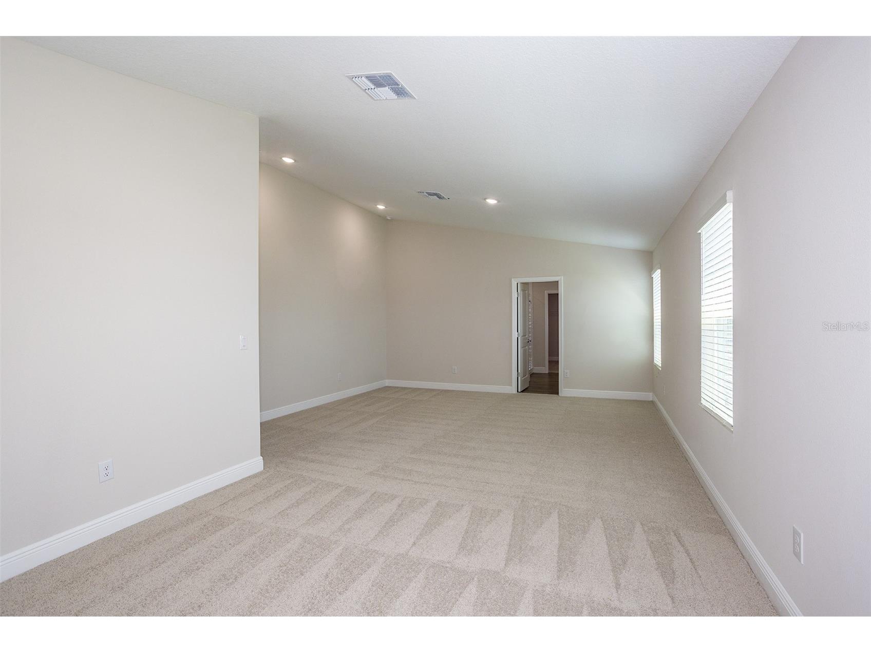 9886 Annunciation Drive Wesley Chapel FL 33545 TB8505493 image23