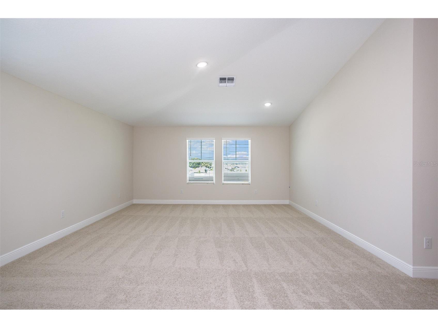 9886 Annunciation Drive Wesley Chapel FL 33545 TB8505493 image5