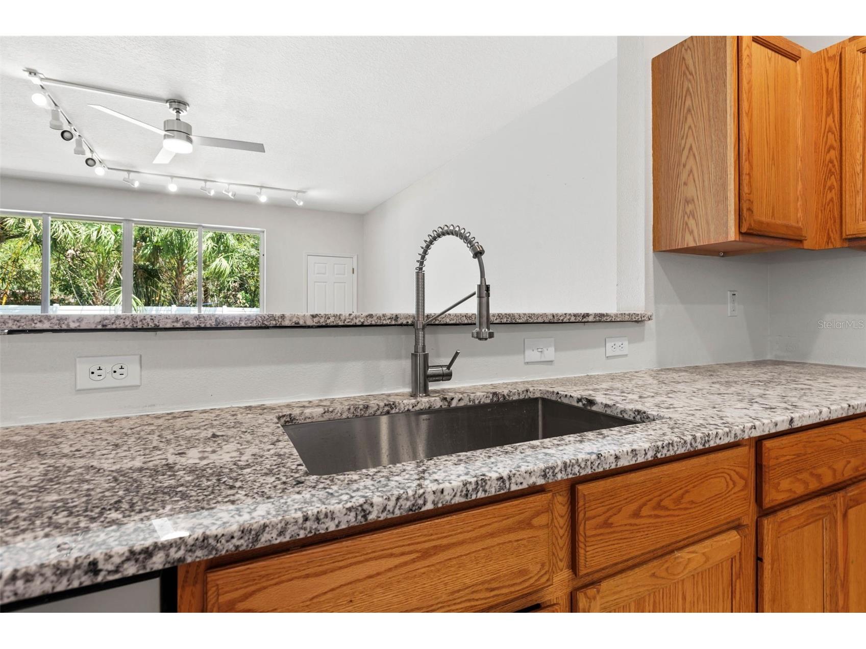9889 66th Street N Pinellas Park FL 33782 TB8482681 image5