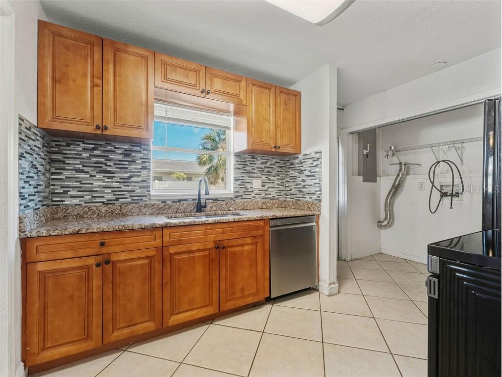 9891 52nd Street N Pinellas Park FL 33782 TB8450438 image10